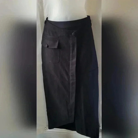 NA-KD Overlap Front Slit Midi Skirt, Black, xxsmall (US/2 EU/32) - Picture 3 of 13